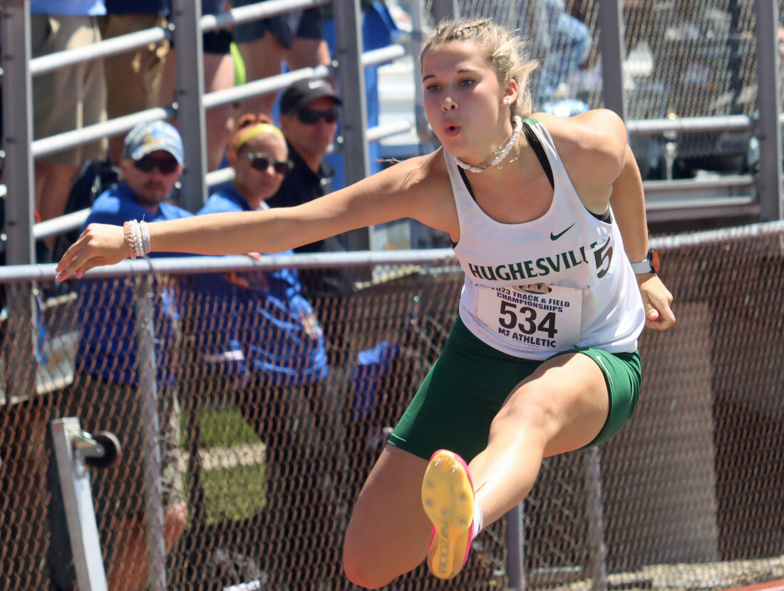Milton’s Mo Reiner breaks school javelin record as she takes third at state meet News, Sports